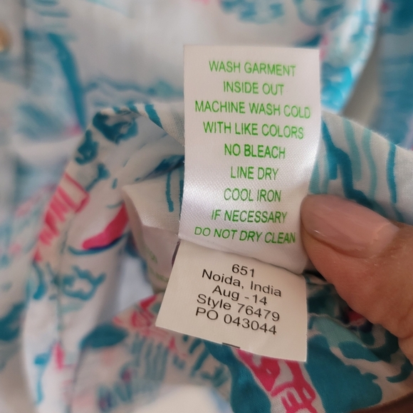 Lilly Pulitzer, Cruiser Botton-down Shirt, Watch Out Lighthouse‎ Print, Size 4 - Picture 9 of 10